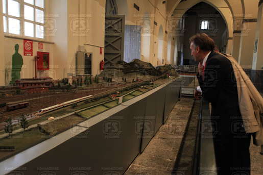 DGT_000012623_EOS.jpg DGT_000012623_EOS.jpg